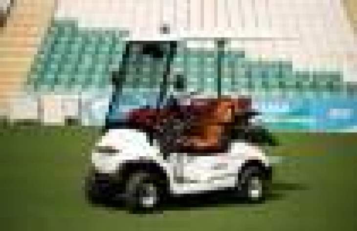 Re-Car’ın yenilikçi golf aracı modelleriyle konforlu, çevre dostu ve modern ulaşımı keşfedin. Profesyonel çözümler için şimdi inceleyin!